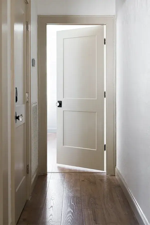 Aesthetic and Functional Harmony Self-Closing Door Hinges