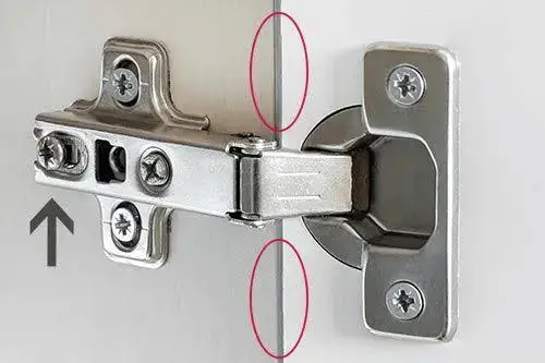 Misalignment of Hinges and Mounting Plates